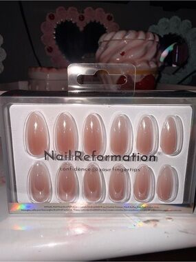 Nail Reformation Neutral Ombré Press-On Nails
